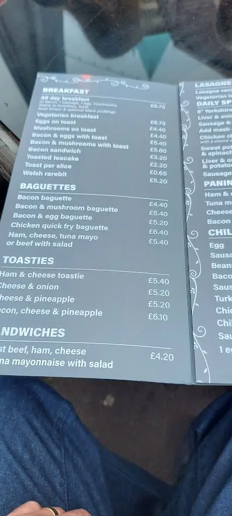 Menü_Luigis_Abergavenny_Bild_4