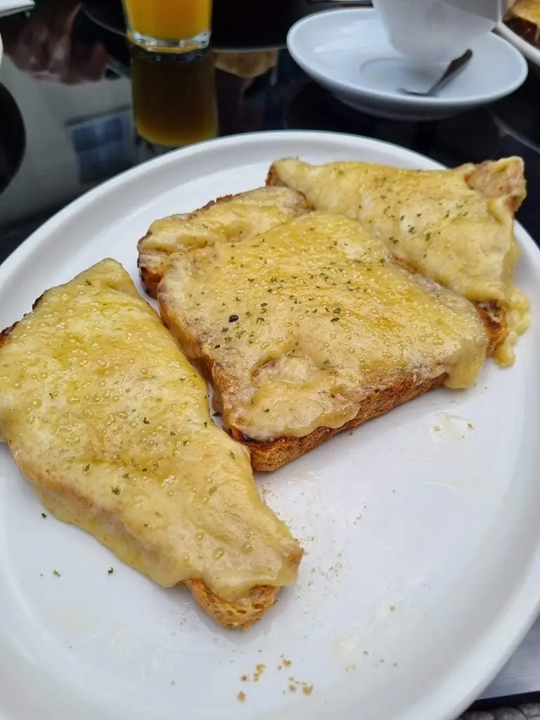 Menü_Luigis_Abergavenny_Bild_9