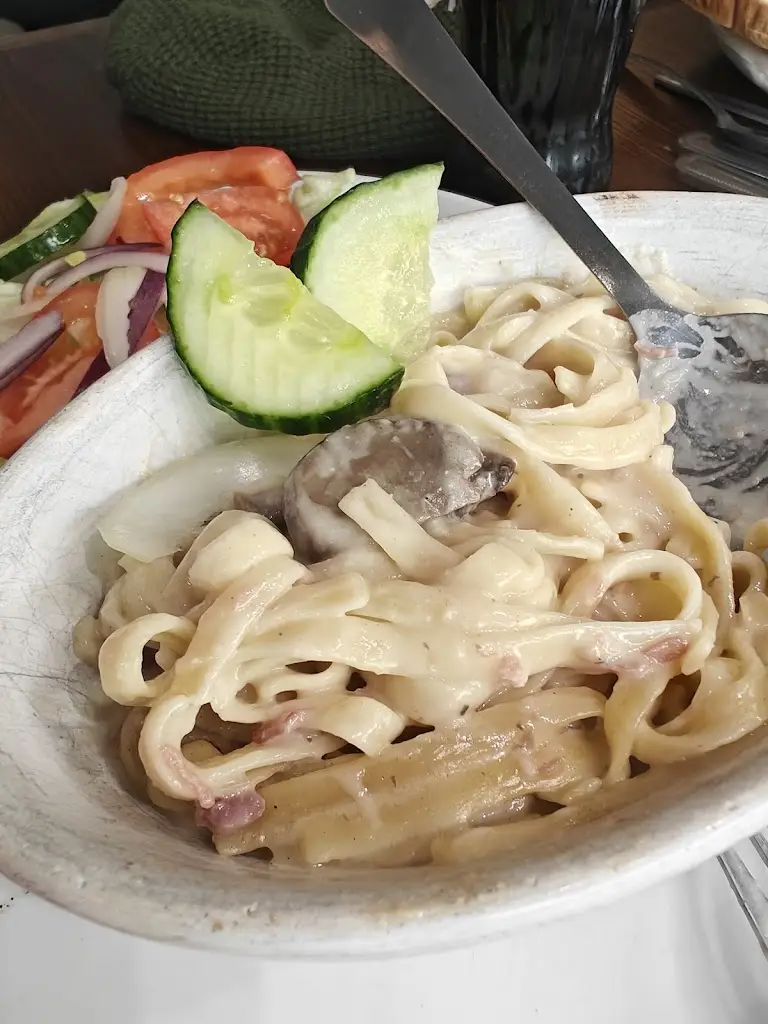 San Lee_Luigis_Abergavenny_Bewertung