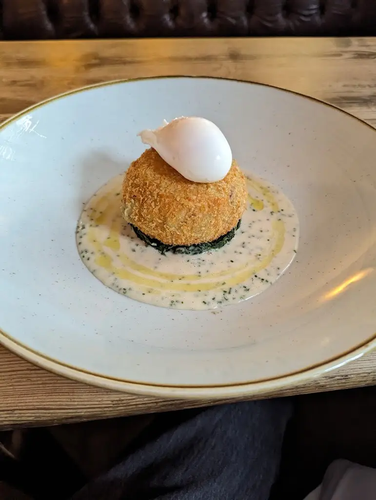 Malcolm Thomas_The Foxhunter Bar_Abergavenny_review