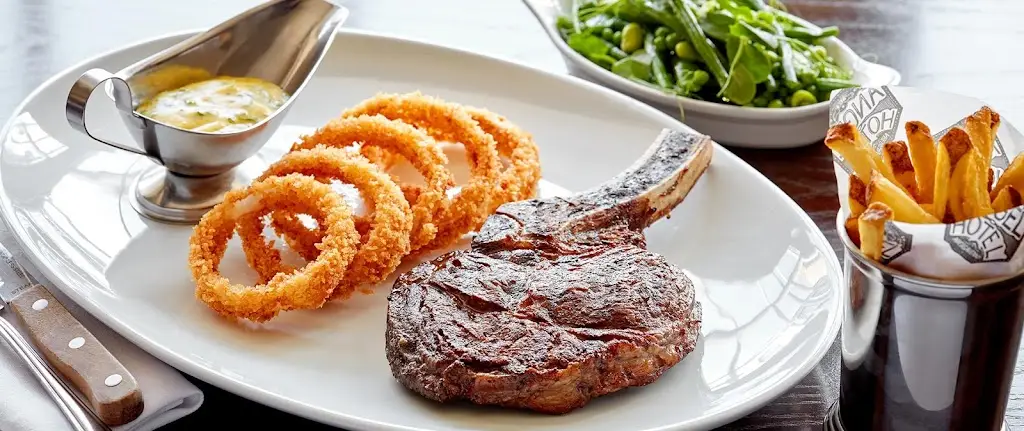 The Foxhunter Bar_Abergavenny_slider_image_2