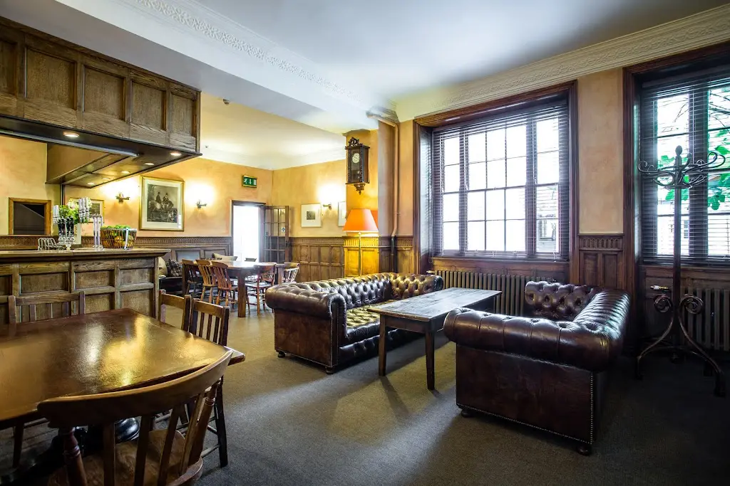 The Foxhunter Bar_Abergavenny_slider_image_3