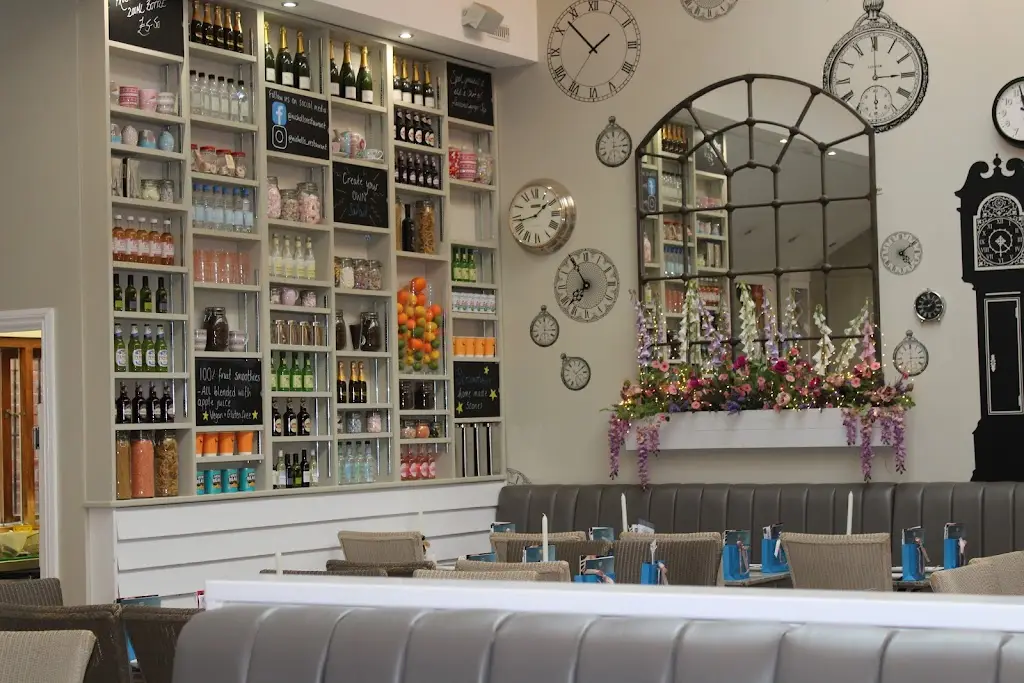 Nicholls Botanical Cafe_Abergavenny_slider_image_1