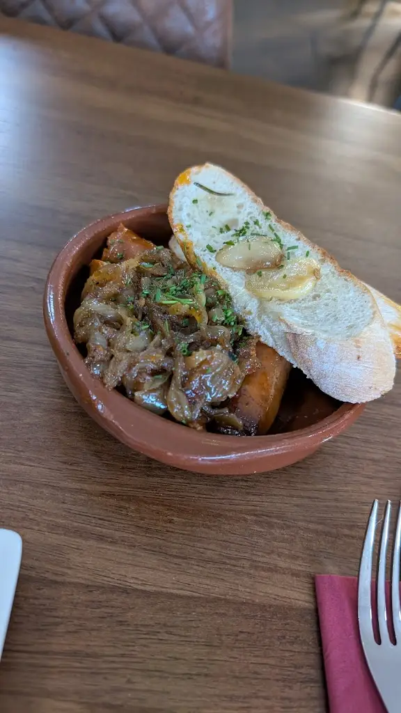 Joshua Bray_Fuzion_Abergavenny_review