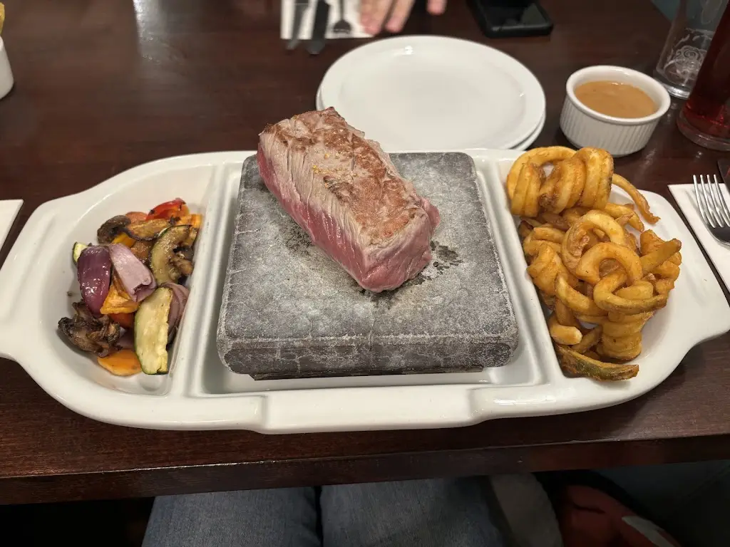 Jenna Hood_The Manor Hotel & Pub_Alconbury_review