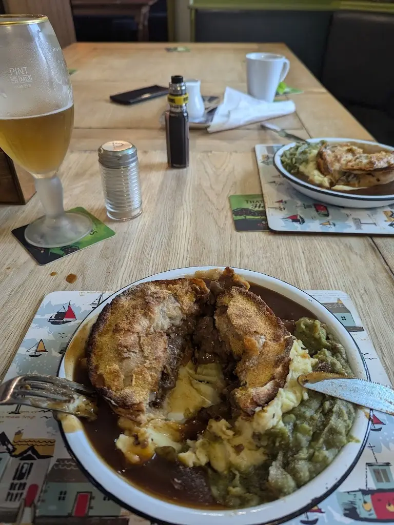 Menu_Adelphi Vaults_Amlwch_image_3