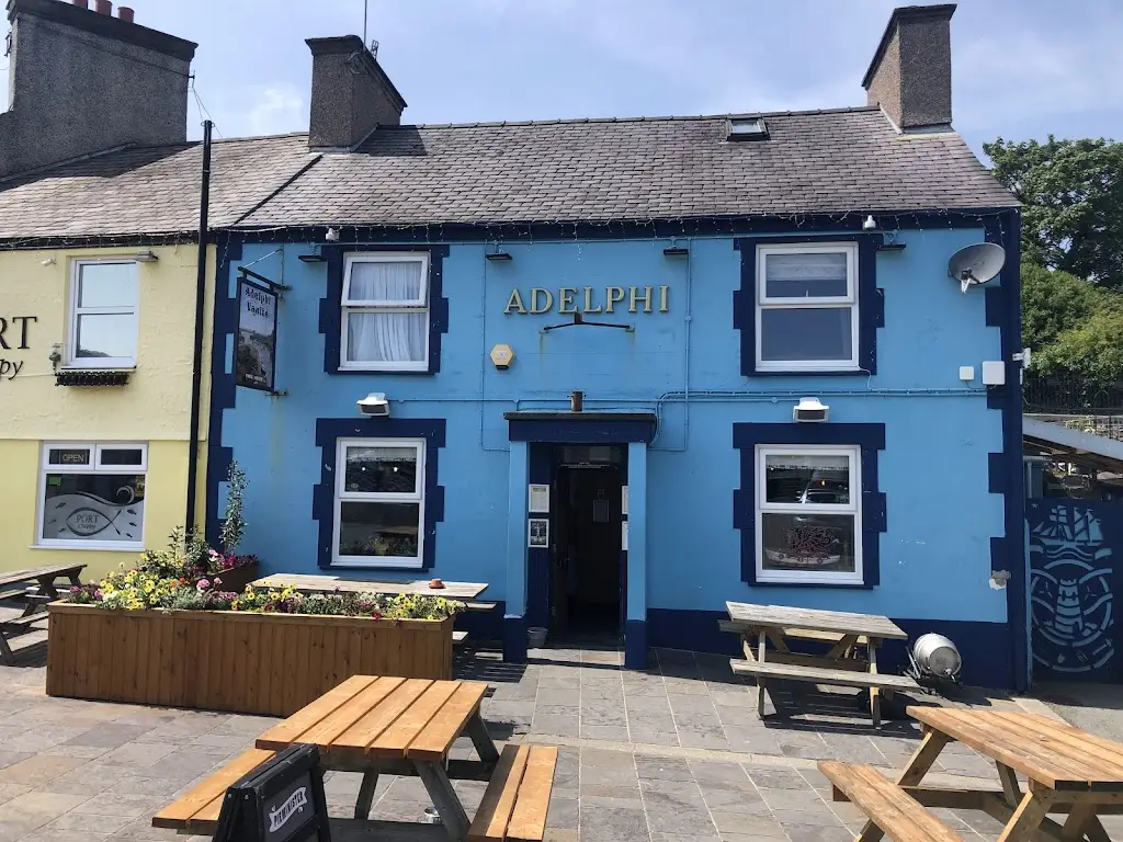g t_Adelphi Vaults_Amlwch_review