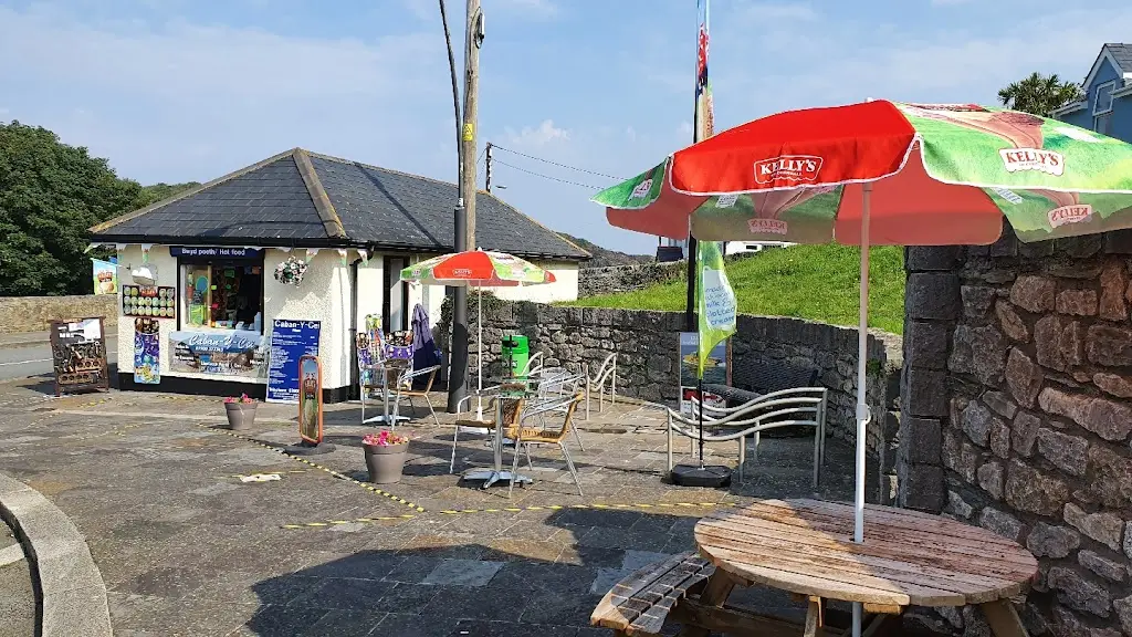 Caban-y-Cei_Amlwch_slider_image_1