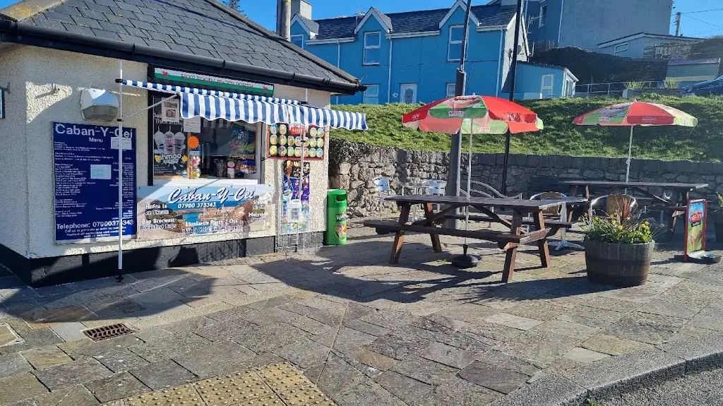 Caban-y-Cei_Amlwch_slider_image_3