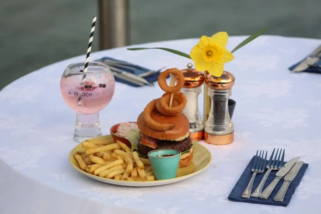 The Trecastell_Amlwch_slider_image_1