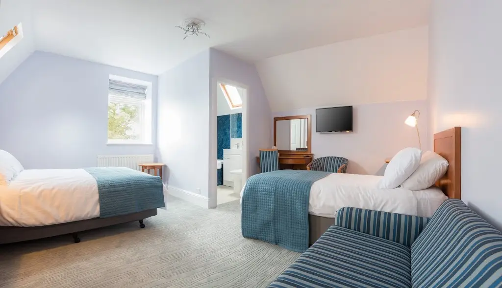 Bay View Restaurant & Bar, Gwesty Gadlys Hotel_Amlwch_slider_image_2