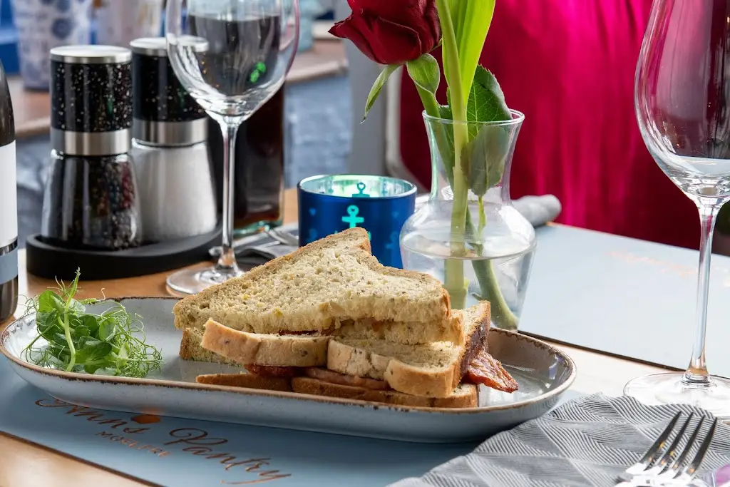 Ann's Pantry_Amlwch_slider_image_3