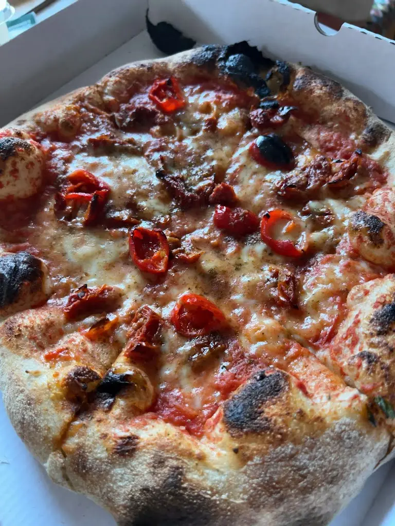 Menu_CasaGees Pizza Delivery_Bishops Cleeve_image_4