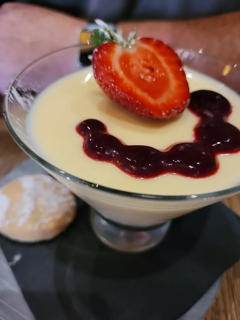 Menu_PEBBLES BISTRO_Amlwch_image_8