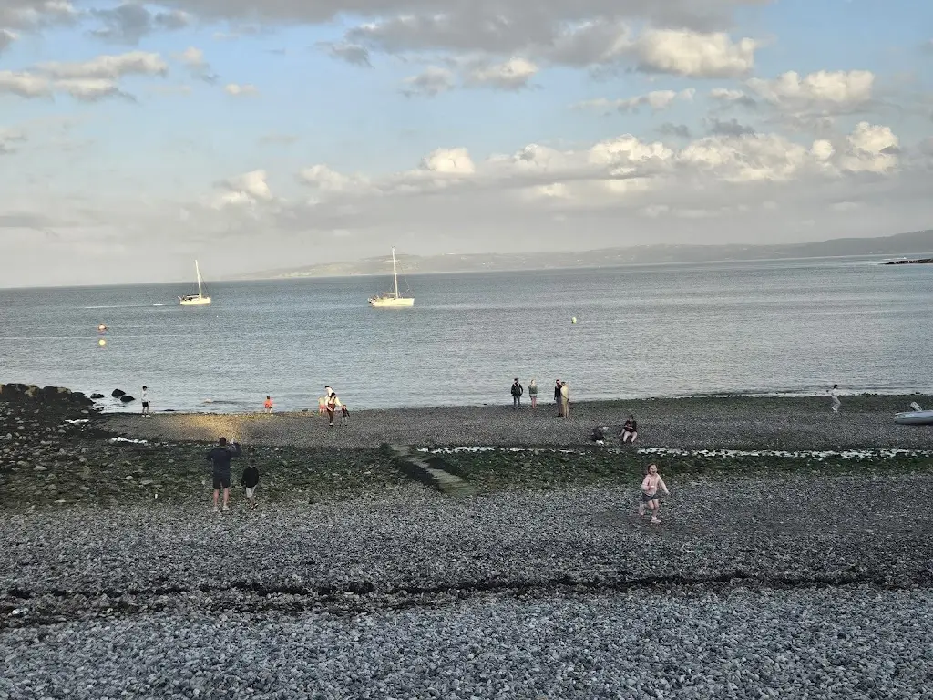 Ian Bourne_The Kinmel Arms_Amlwch_review