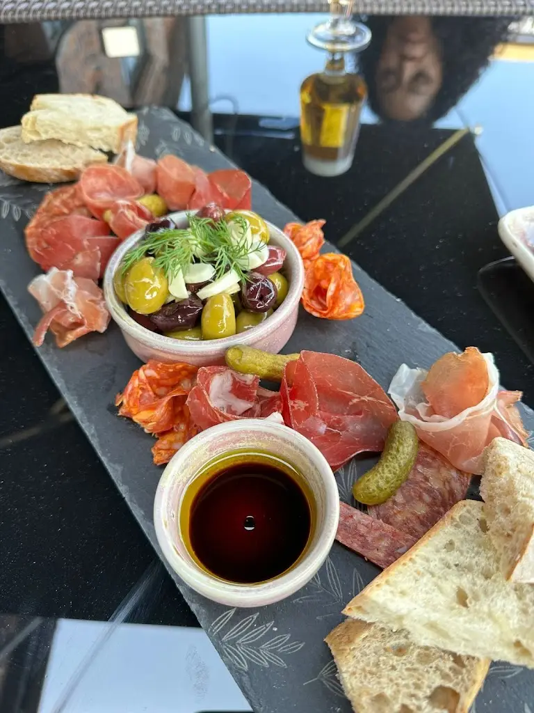 Menu_Cozy Vibes at Finnegans Inn_Barry_image_6