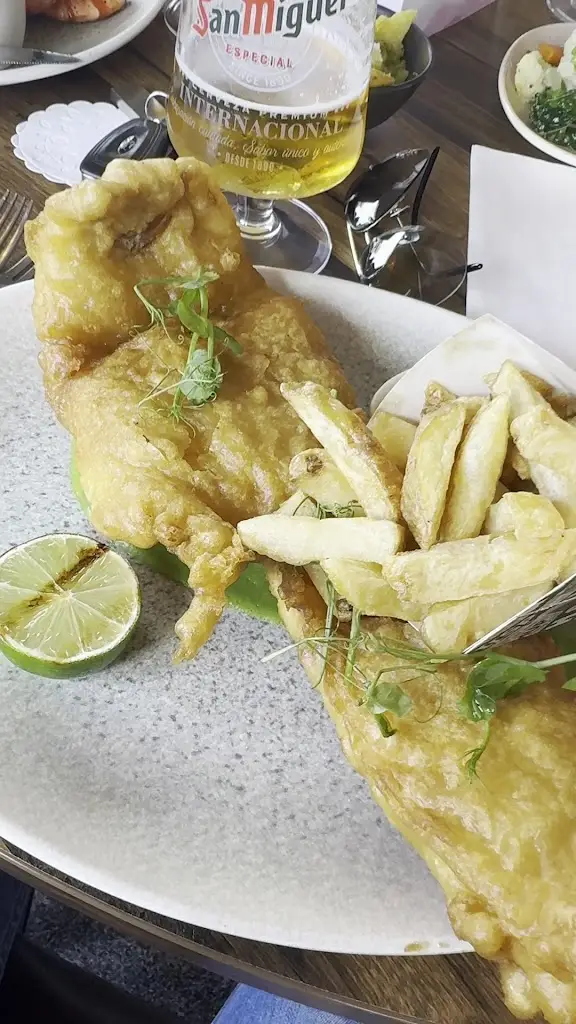 Cozy Vibes at Finnegans Inn_Barry_slider_image_2