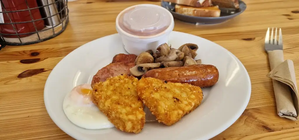 James Moore_John's Cafe_Barry_review