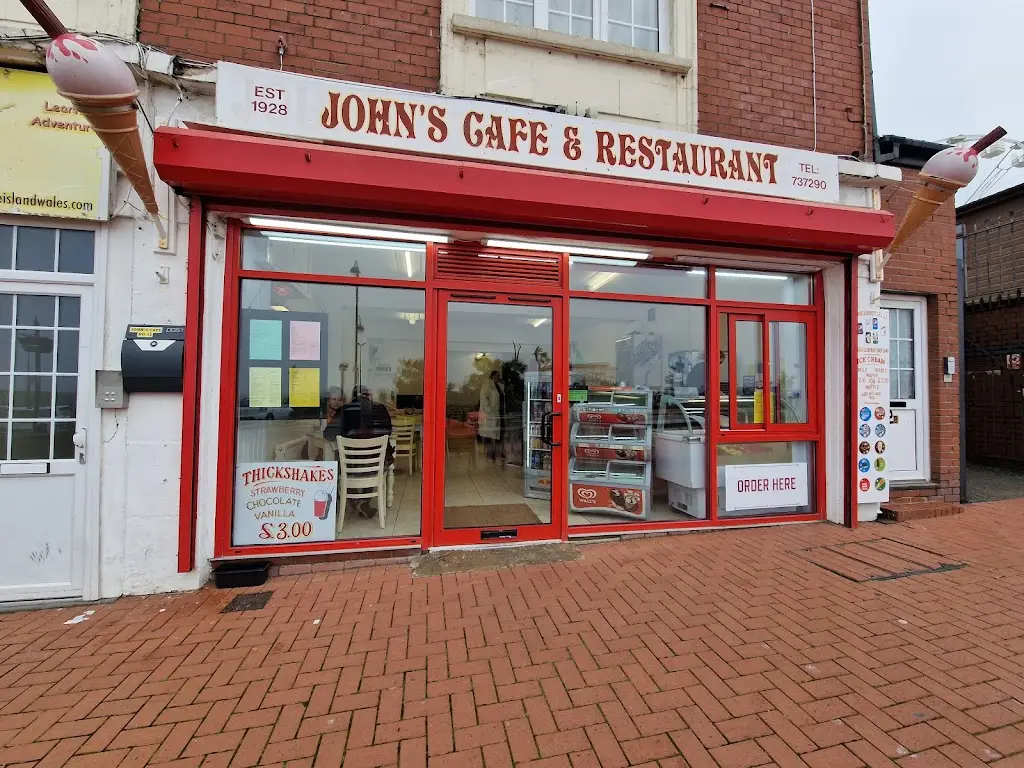 John's Cafe restaurant in Barry