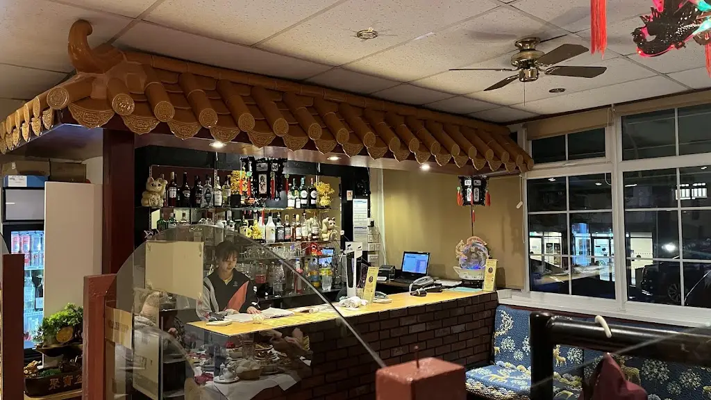 New Yang's restaurant in Barry