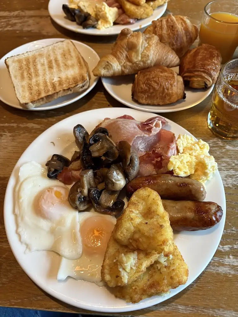 Andreas K_Barry Island Brewers Fayre_Barry_review