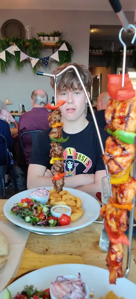 Menu_Beachcomber Bar & Grill_Benllech_image_5