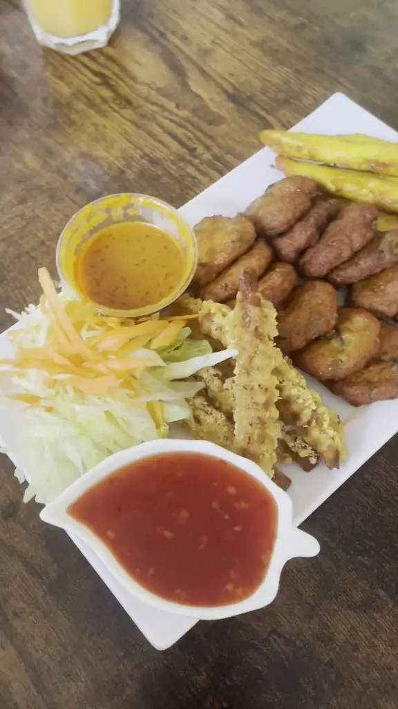 Apple's Kitchen_Abercynon_slider_image_2