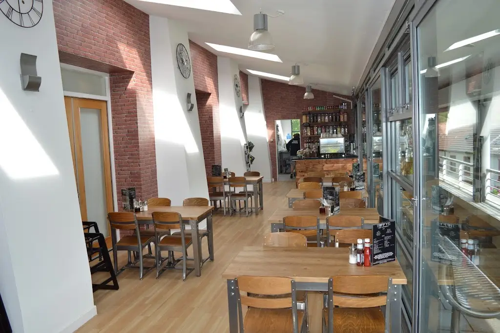 Taffys Cafe & Catering restaurant in Abercynon