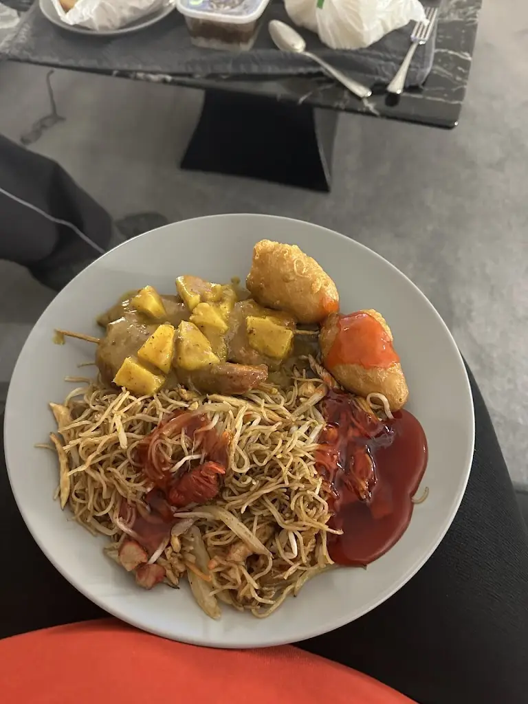 Golden Wok restaurant in Abercynon