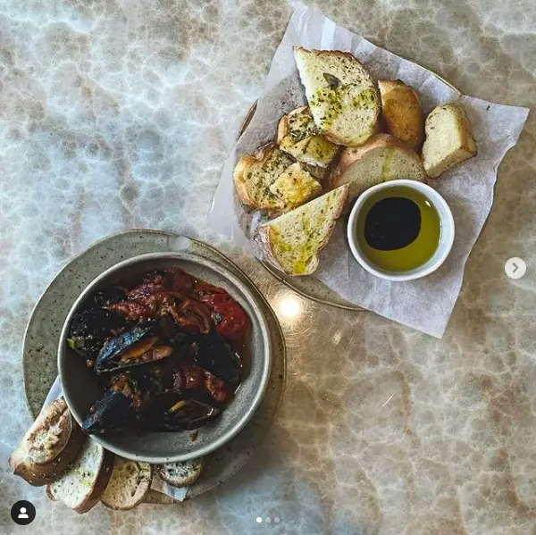 Casa Bianca Pontypridd_Abercynon_slider_image_2