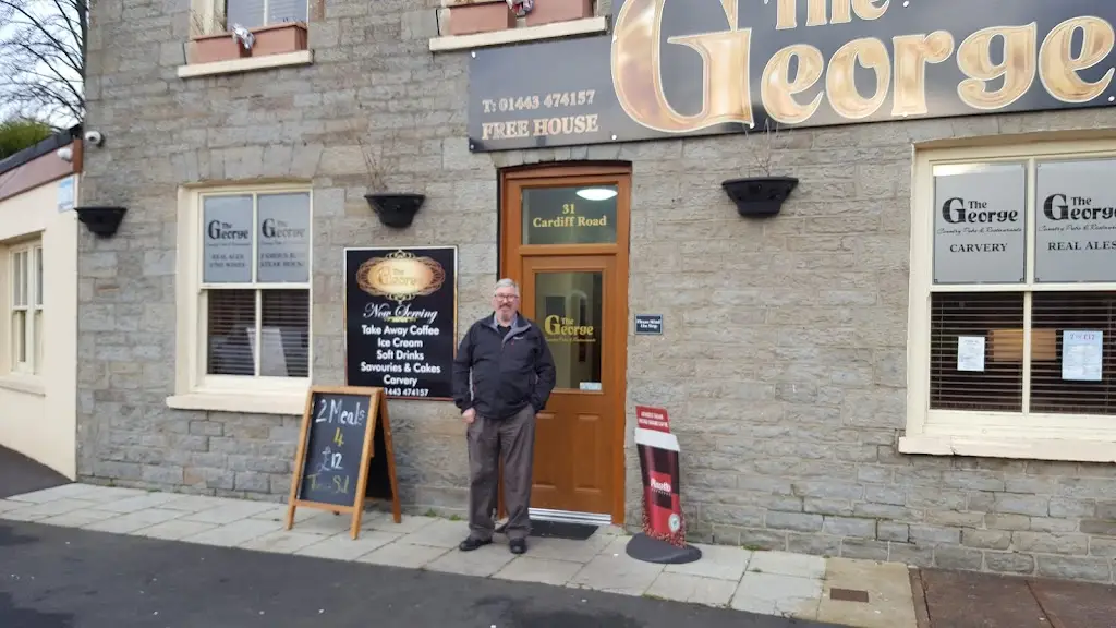 The Cresselly Inn_Abercynon_slider_image_1