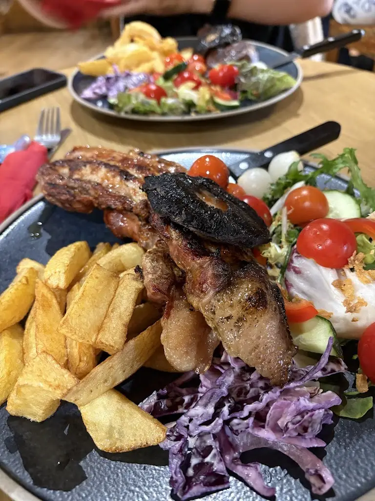 The Cresselly Inn_Abercynon_slider_image_2