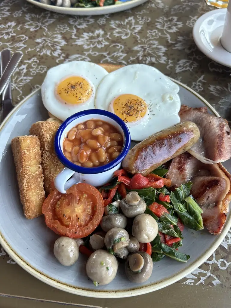 Menu_Gatto Lounge_Abercynon_image_5