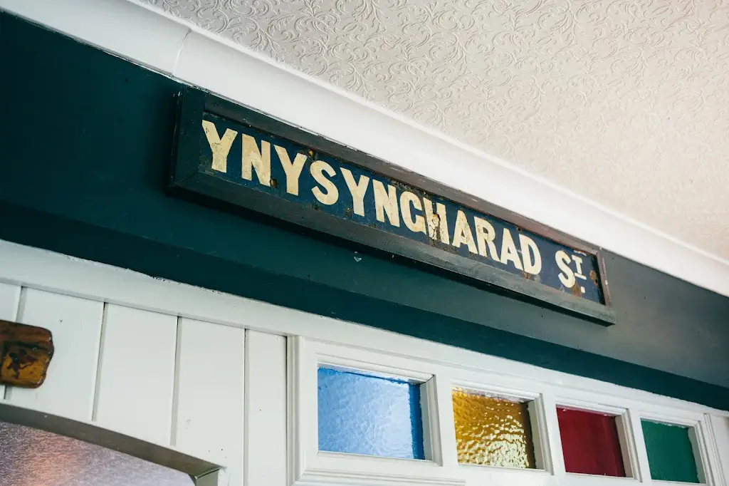 Bunch Of Grapes, Pontypridd restaurant in Abercynon