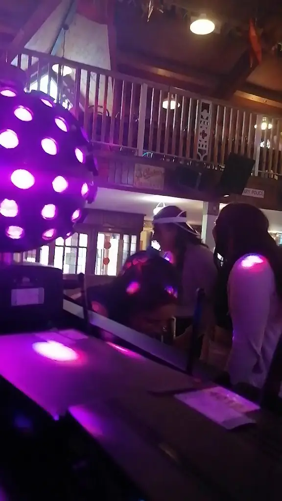 Barinis Bar, Lounge and Restaurant_Abercynon_slider_image_2