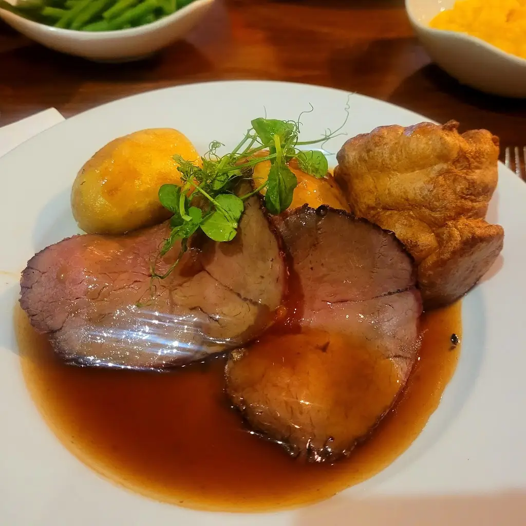 Cheryl Thornton_Alfred's Bar & Grill_Abercynon_review