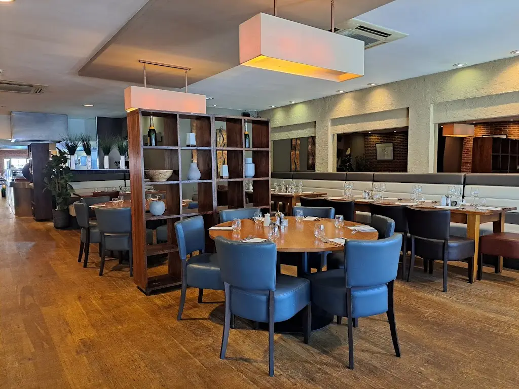 Alfred's Bar & Grill restaurant in Abercynon