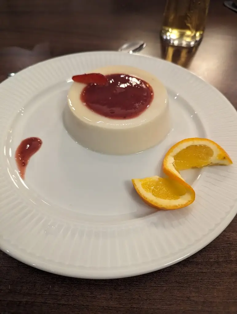 Menu_Bella e Buona Italian Restaurant_Blaenau Gwent_image_8