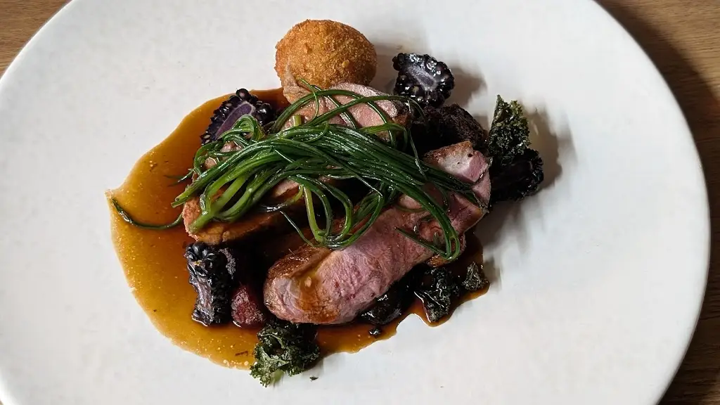 The Vine Tree Llangattock_Blaenau Gwent_slider_image_3