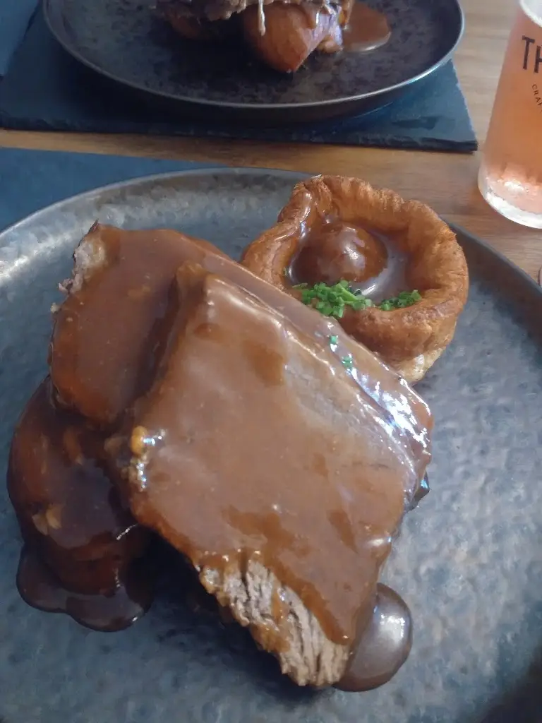 Menu_The Castle Inn_Blaenau Gwent_image_6