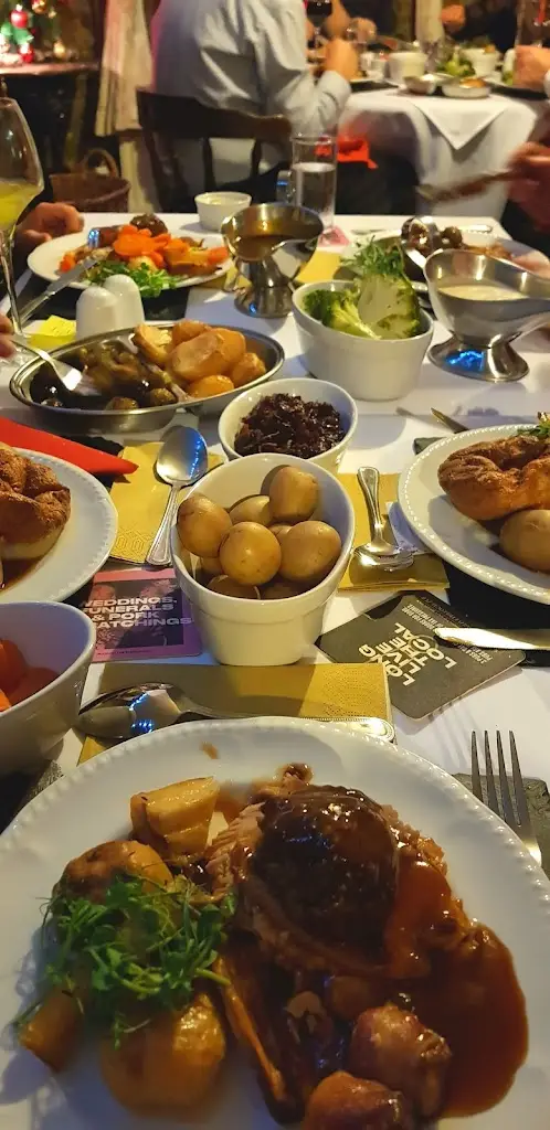 Menu_The Castle Inn_Blaenau Gwent_image_9