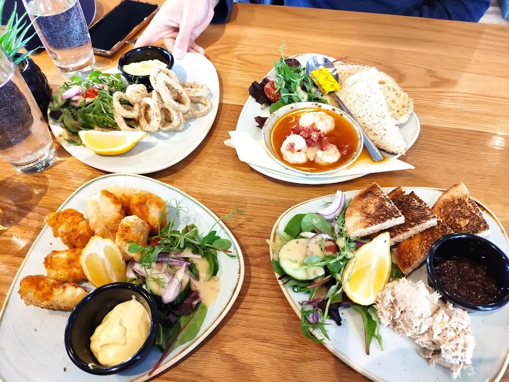 Pier House Cafe and Bistro_Beaumaris_slider_image_2