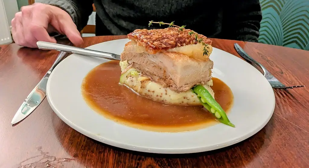 Harry's Bistro_Beaumaris_slider_image_2