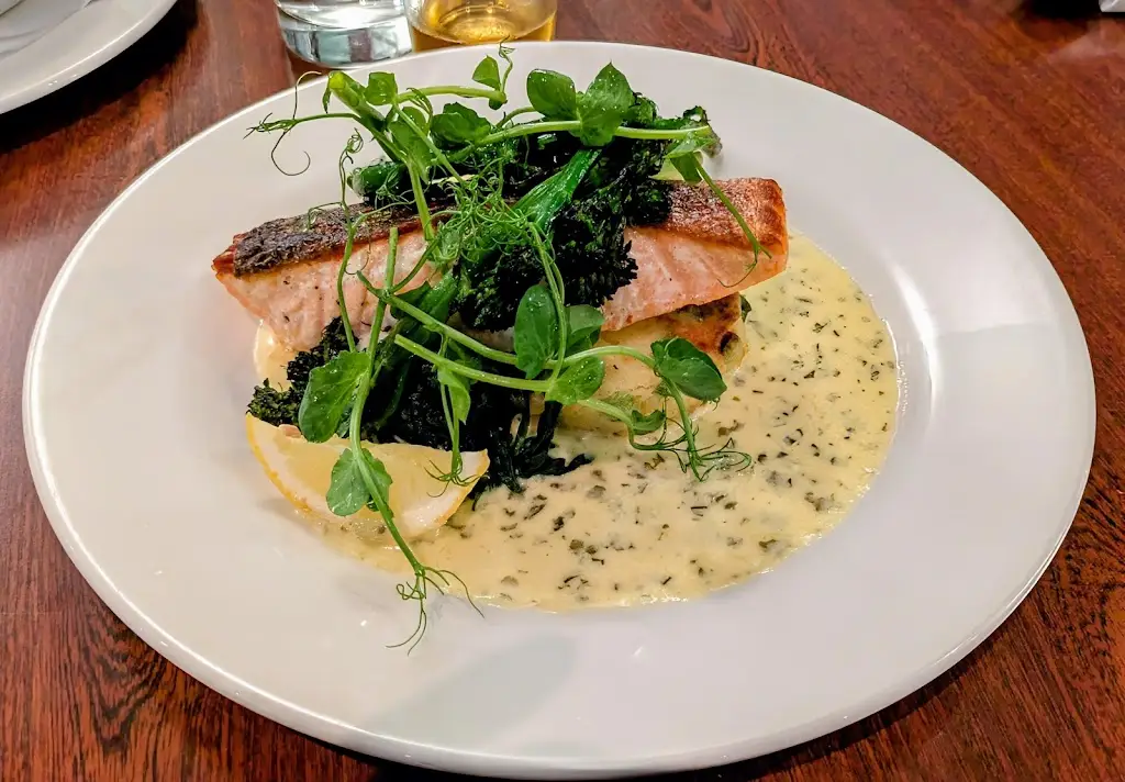 Harry's Bistro_Beaumaris_slider_image_3