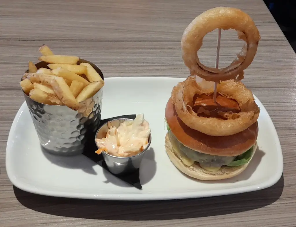 Ross Balling_Lorimers_Bishopton_review