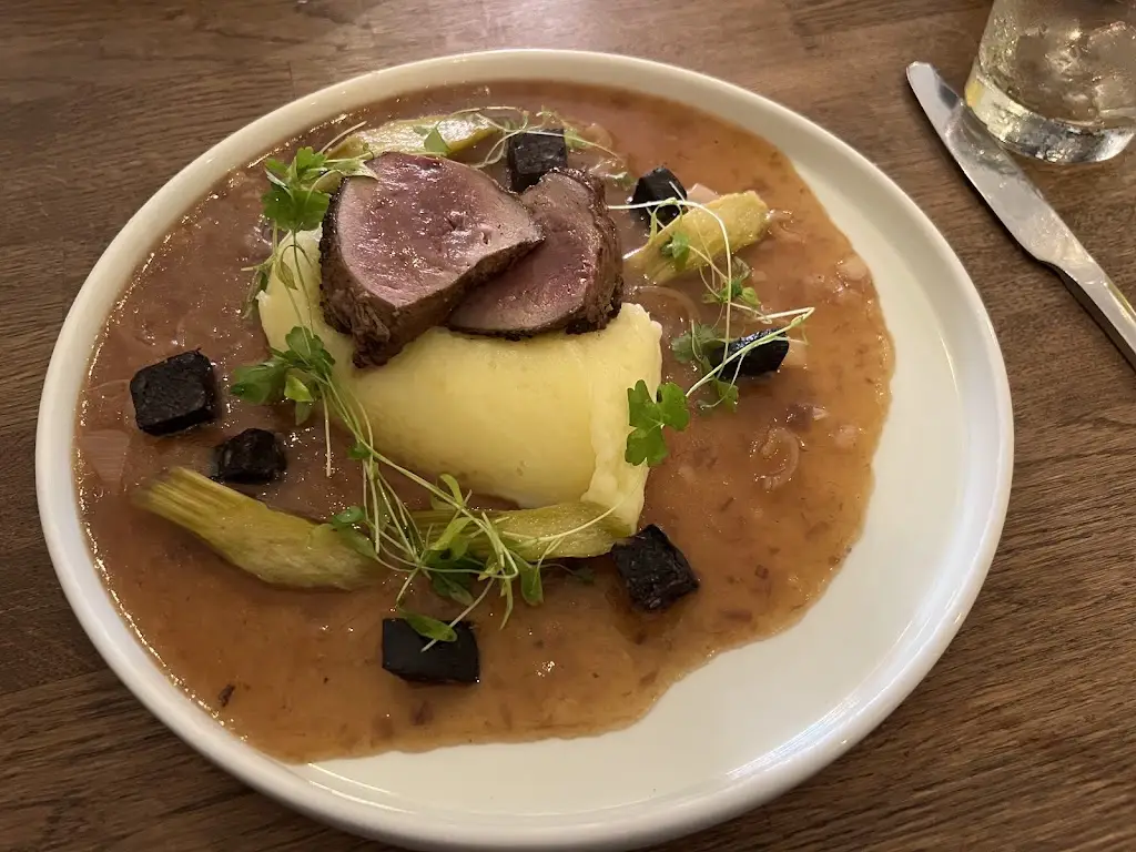 Antony Claughton_Sage Kitchen Menai Bridge_Beaumaris_review