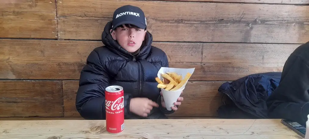 Paul Corness_Neptune_Beaumaris_review