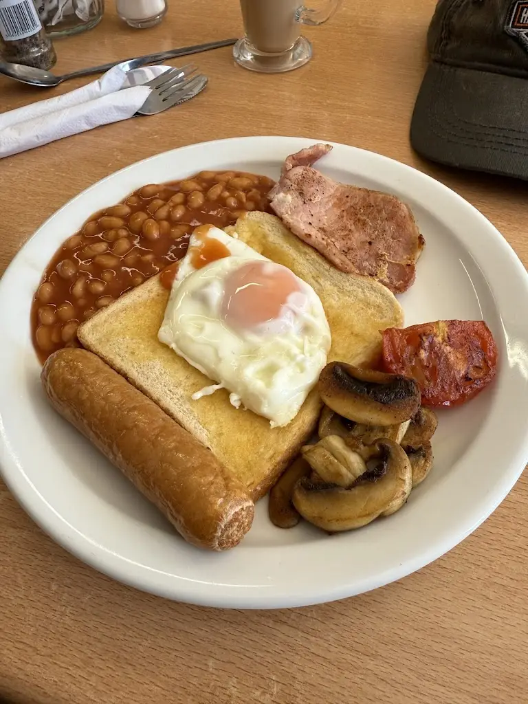 De Niros_Blaenau-Ffestiniog_slider_image_2