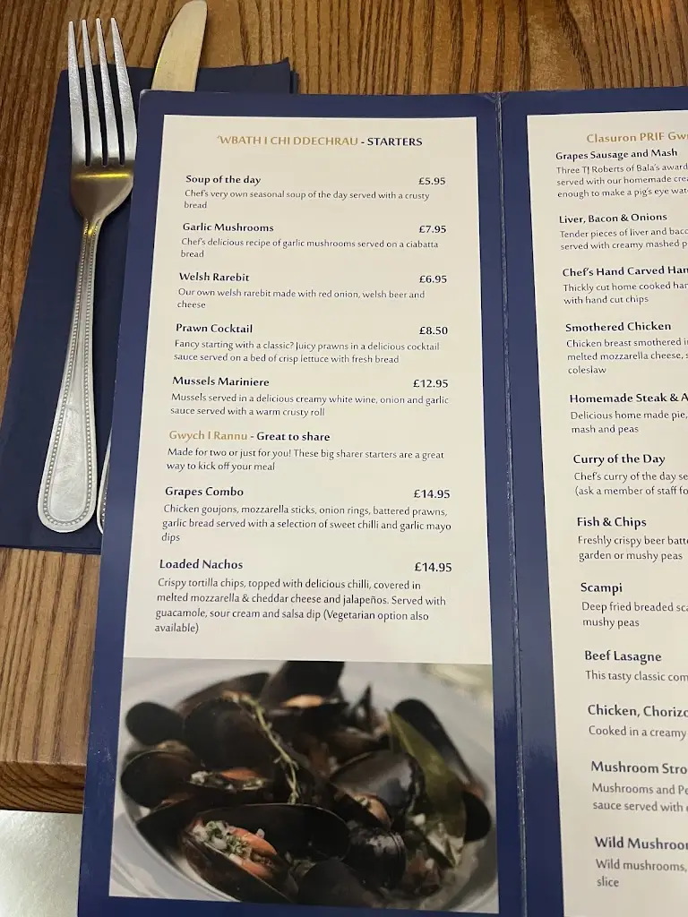 Menu_The Grapes Hotel, Bar & Restaurant_Blaenau-Ffestiniog_image_3