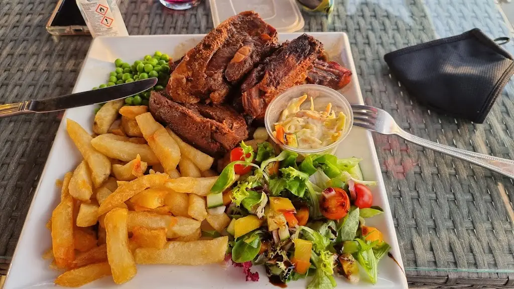 Menu_The Grapes Hotel, Bar & Restaurant_Blaenau-Ffestiniog_image_8